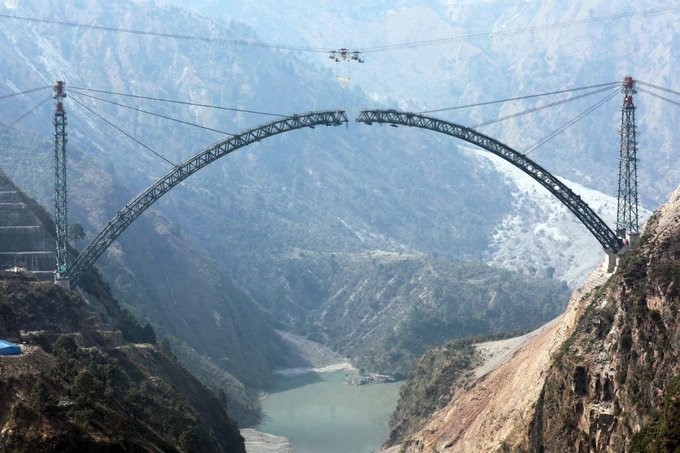 Bottom arch construction of the Chenab Bridge