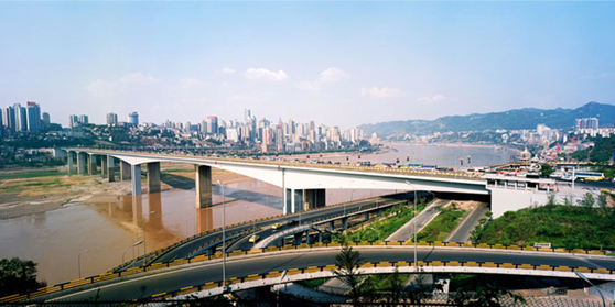 Shibanpo Yangtze Bridge from Chongqing, China : 330m, 2006 Year
