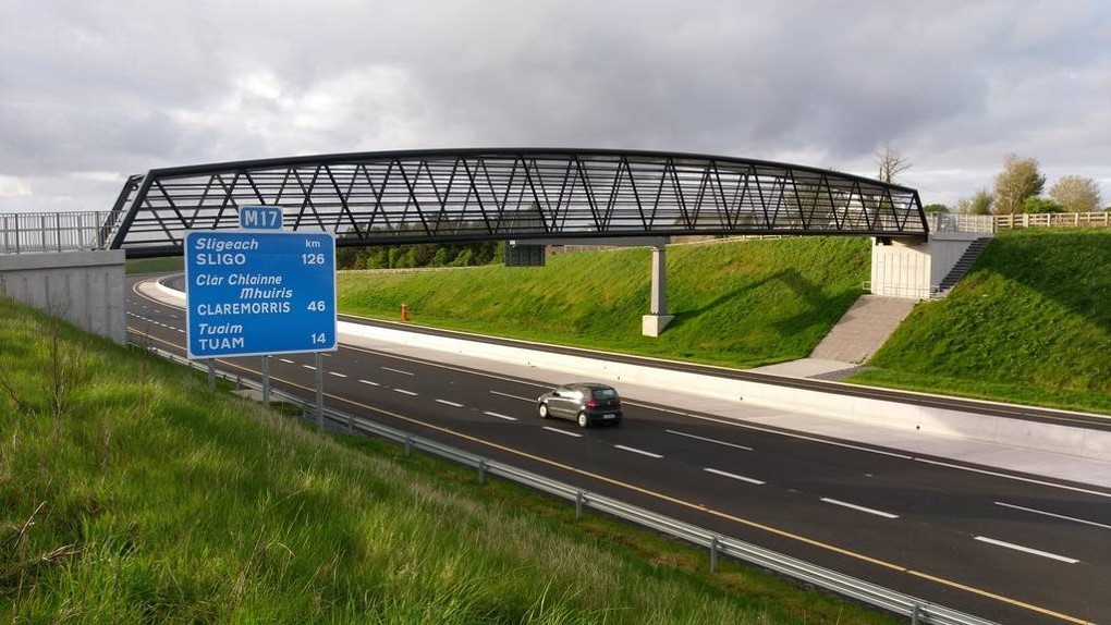 Figure 11: Warren truss footbridge